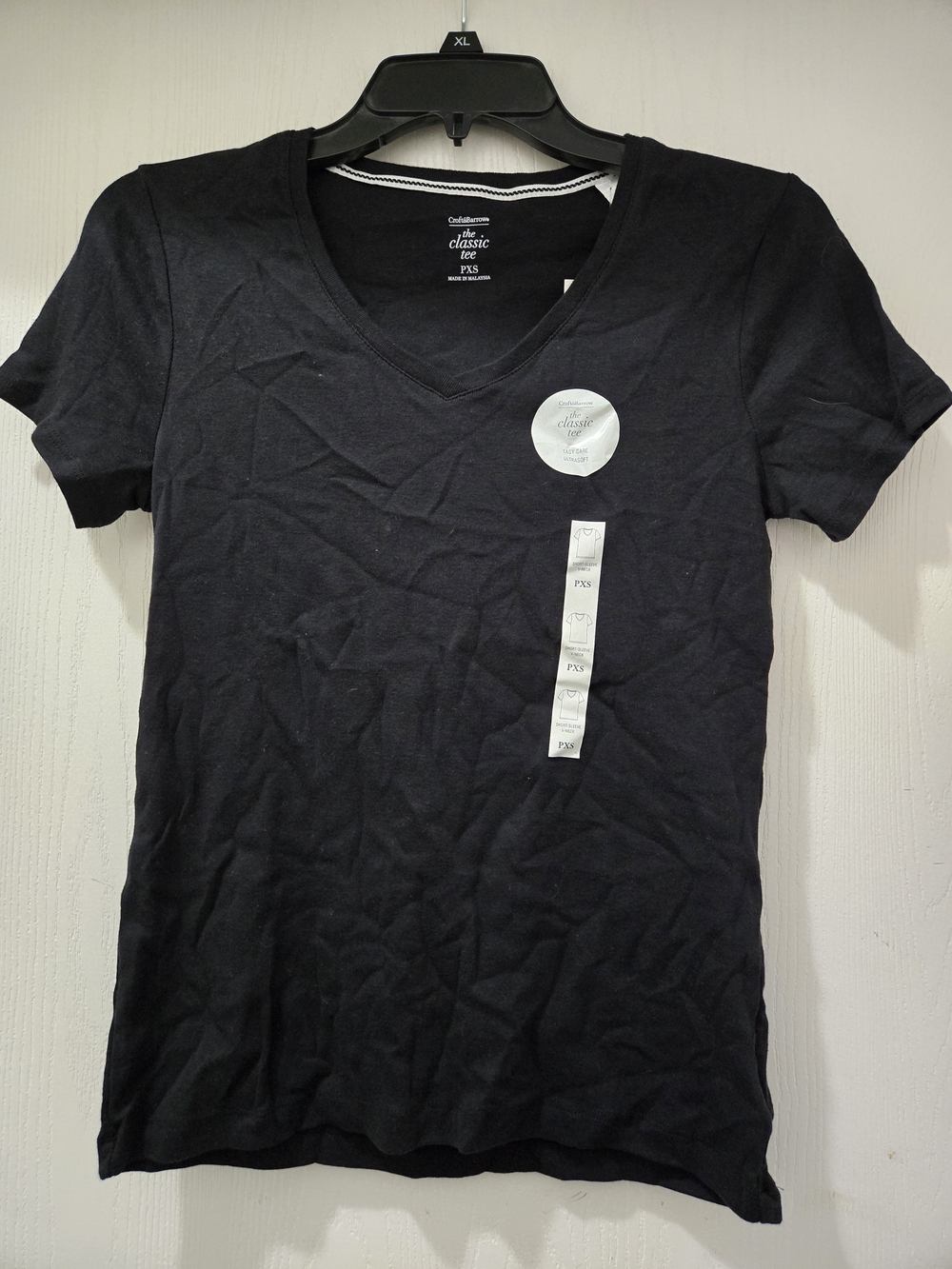 Classic V-Neck Tee - Black